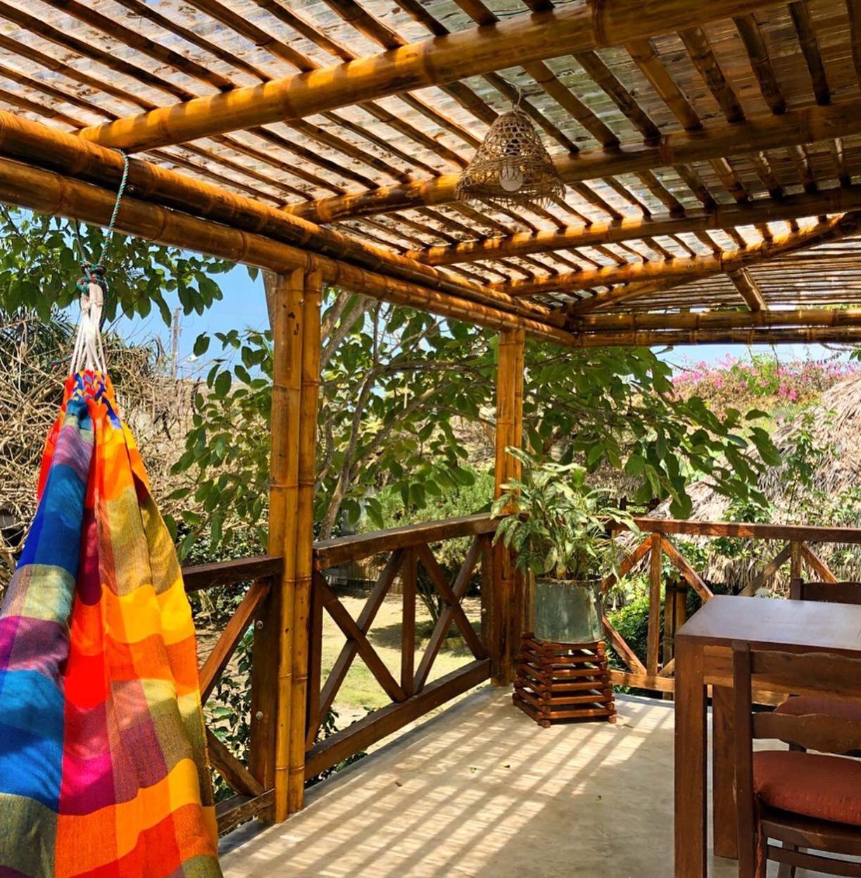 Hostal Los Orishas Ayampe Exterior photo